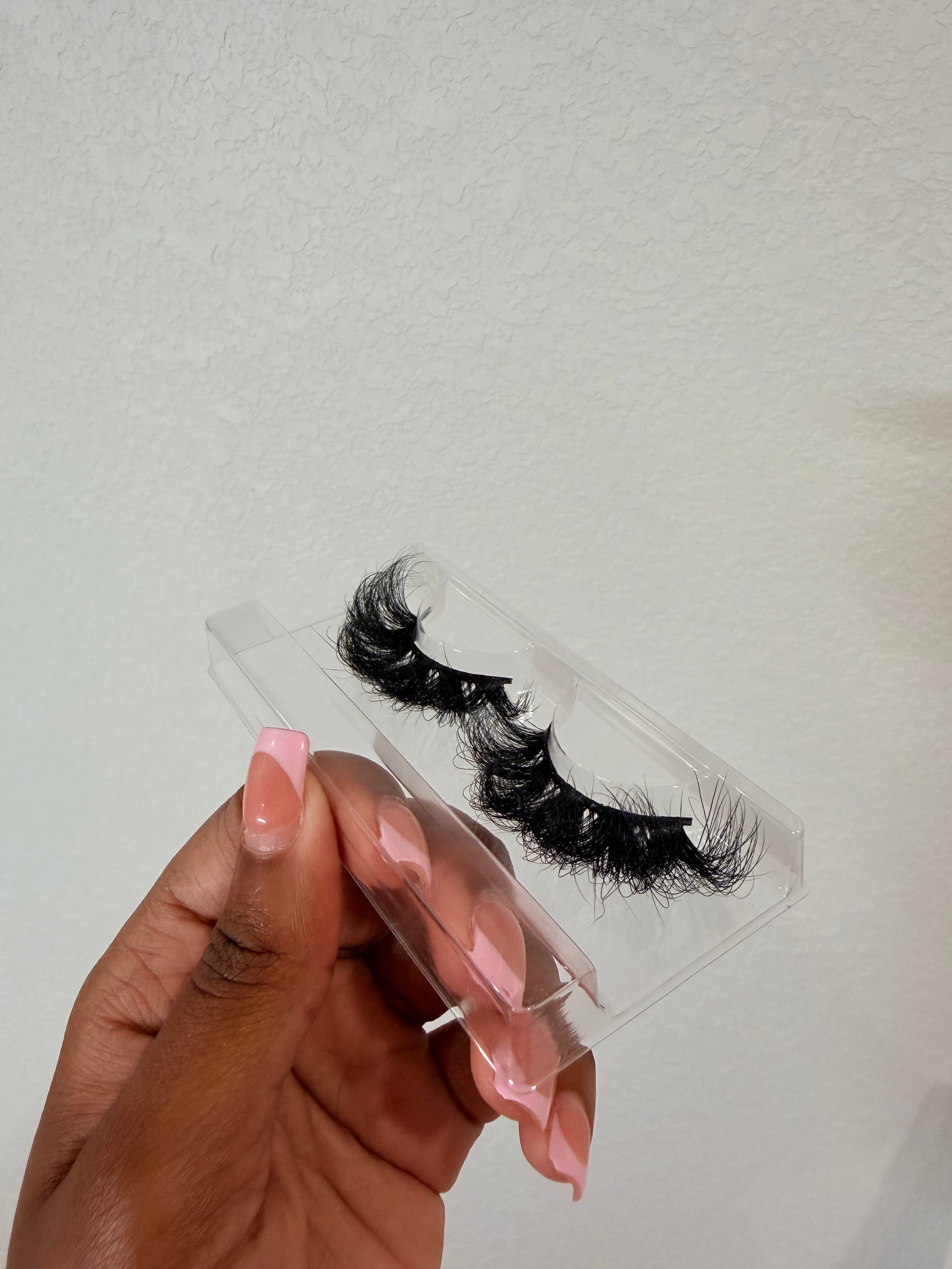 Soft Girl - 100% Mink Strip Lash