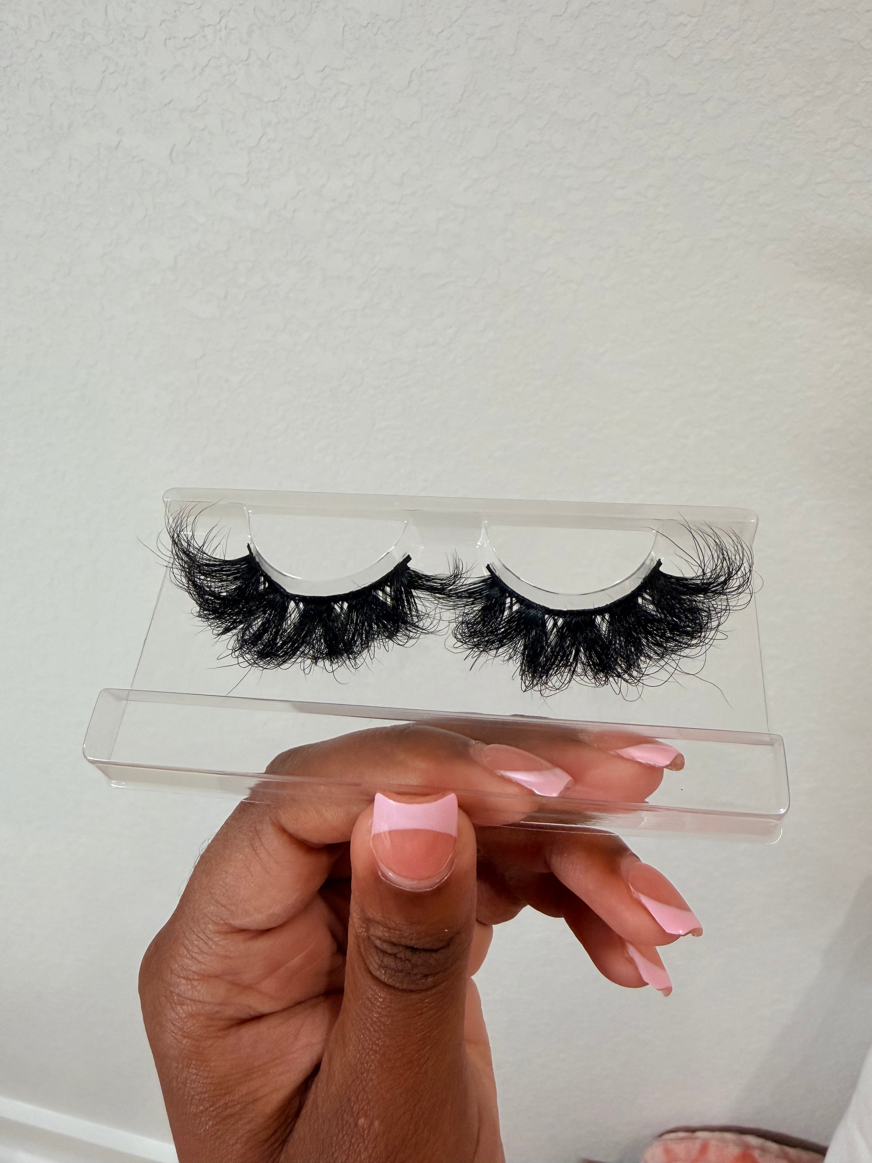 Soft Girl - 100% Mink Strip Lash