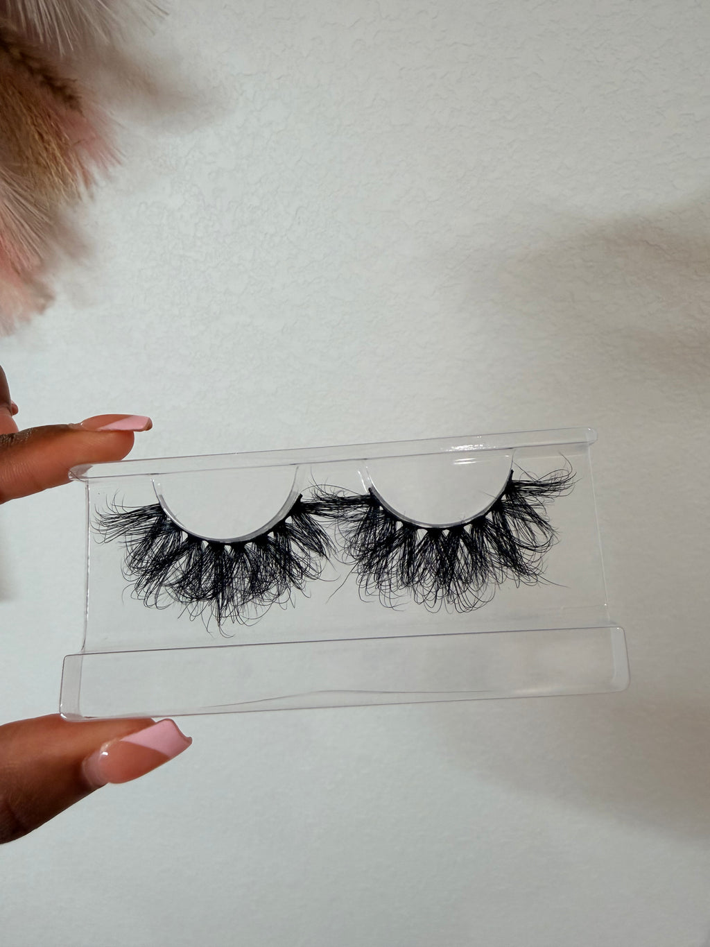 It Girl - 100% Mink Strip Lash