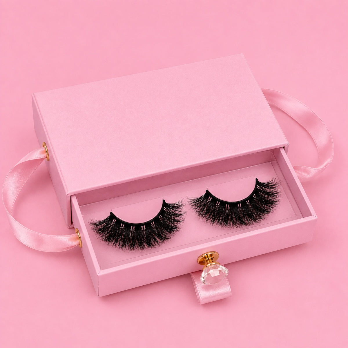 It Girl Minks™ – 100% Mink Mega Volume Lashes